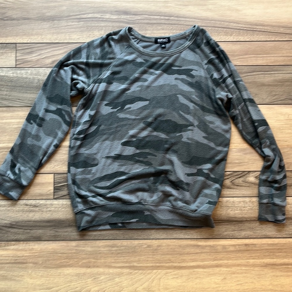 Camo Long Sleeve Tee Shirt - S
